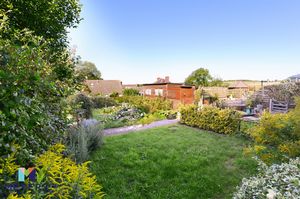 Photo 9- click for photo gallery